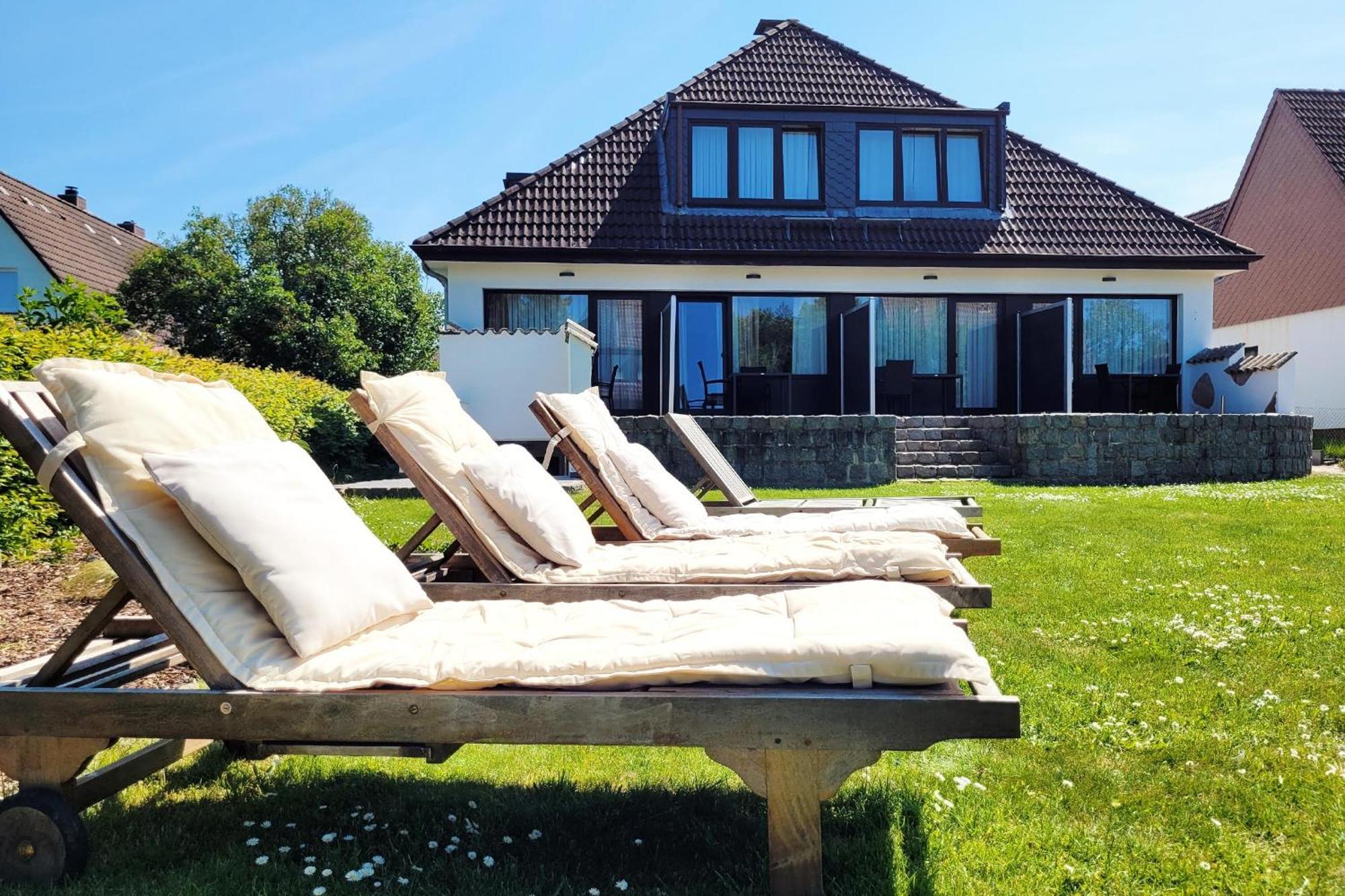 Gemuetliche & Moderne Ferienwohnung - Nur 7 Gehminuten Vom Strand Entfernt, Inklusive Parkplatz Und Gartenzugang Scharbeutz Εξωτερικό φωτογραφία